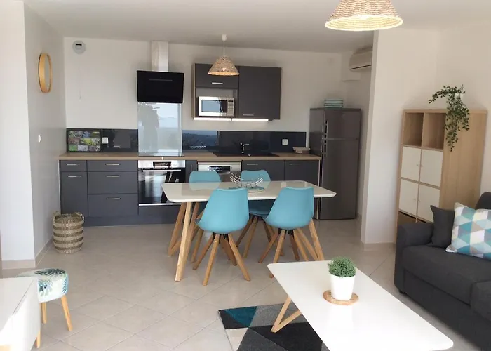 Ugliastru Porticcio 公寓 *